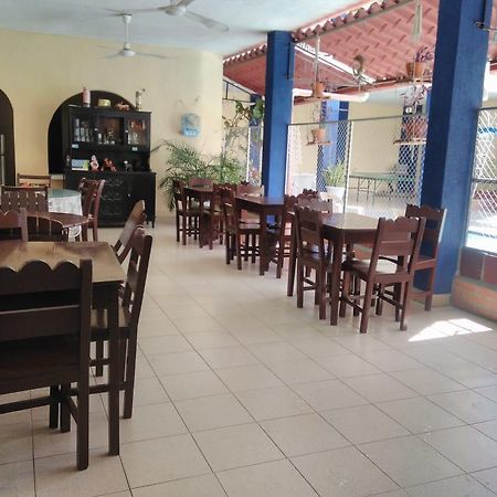 Hotel Leska El Espinal  Bagian luar foto